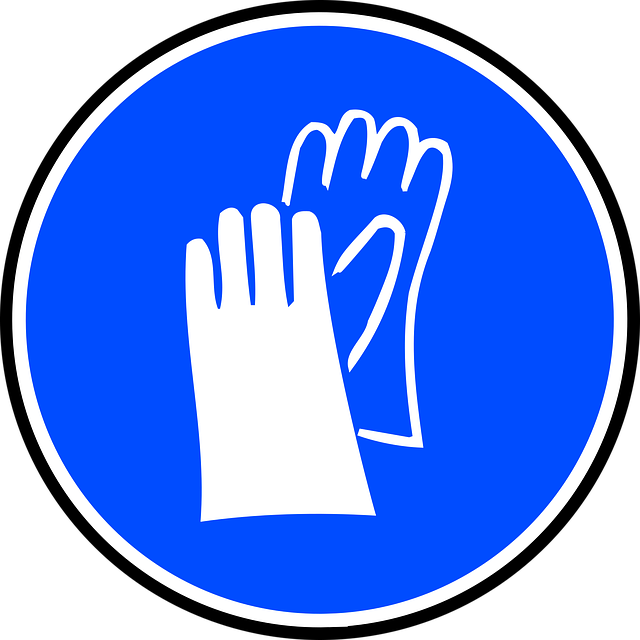 レーザー機器の注意点を指差す手のイメージ