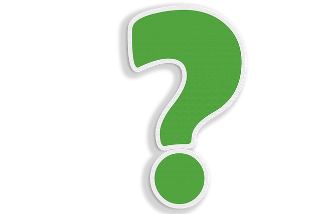 ドライバーを選ぶ際に注意すべき点を表す、疑問符と工具が描かれたイラスト