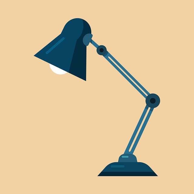 様々な種類のデスクライトが並べられた比較イメージ